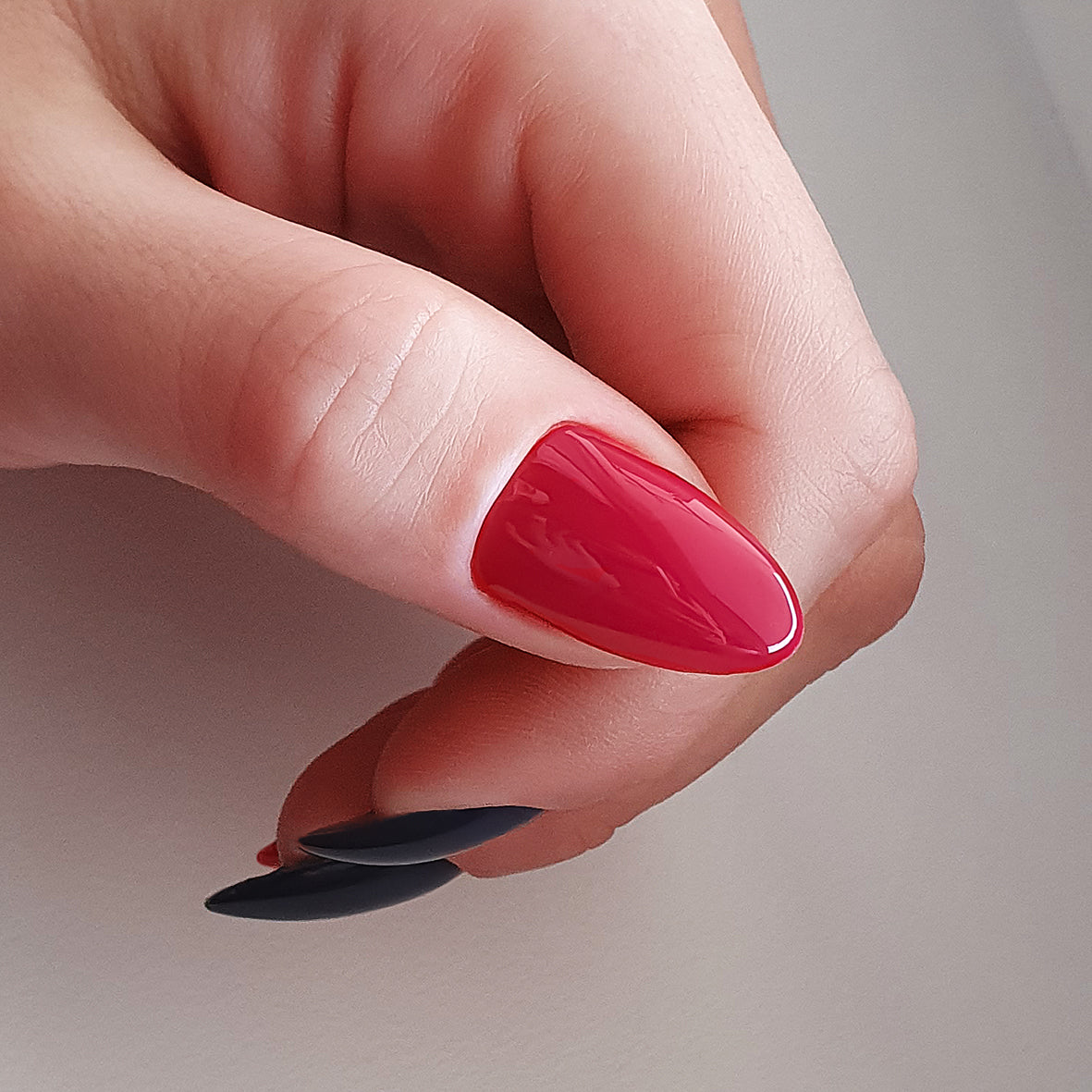 BSG Colloration HARD №17 - Classic Dark Red (20 mL / 0.68 fl oz)