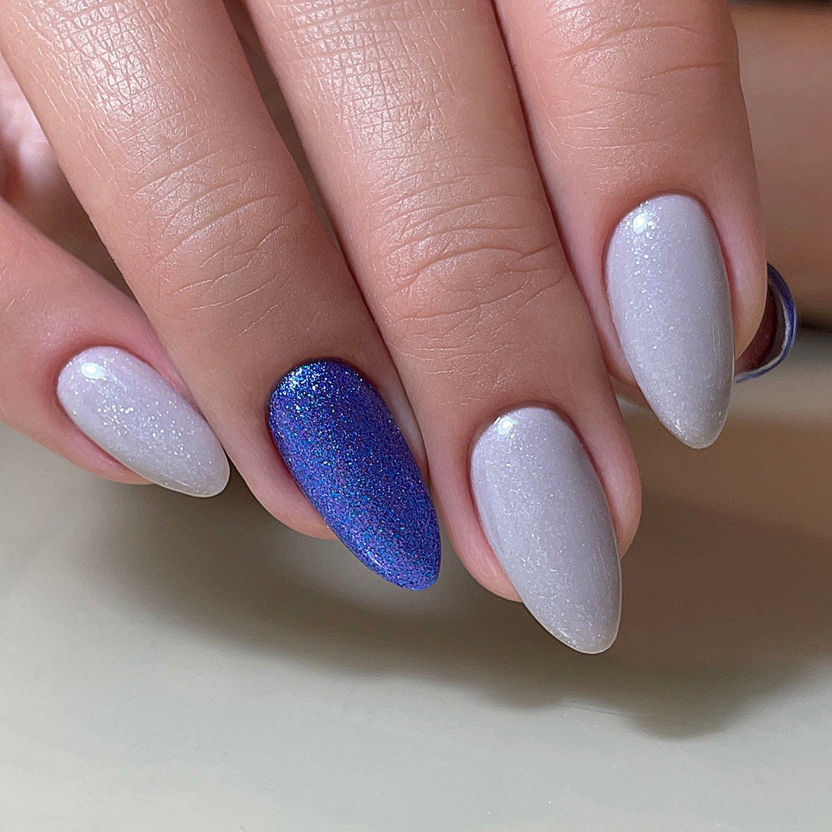 BSG Colloration HARD №12 - Silver Glittered Grey (20 mL / 0.68 fl oz)